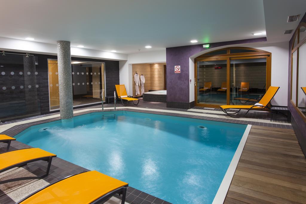Le Calgary Hotel Les Saisies Eksteriør billede